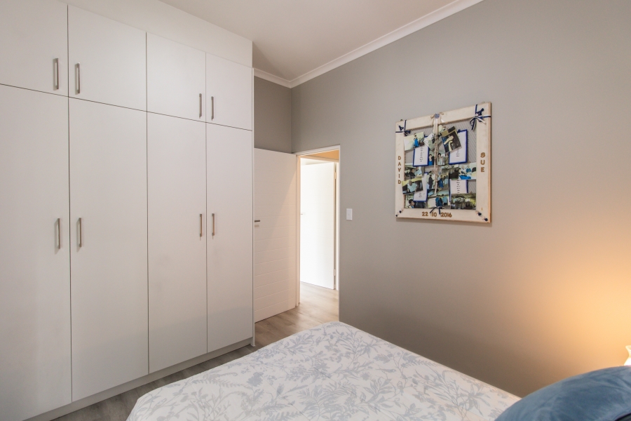 3 Bedroom Property for Sale in Aan de Wijnlanden Western Cape
